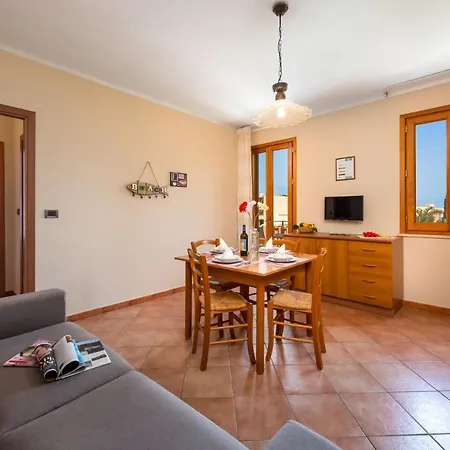 Aparthotel I Tesori Di San Vito *