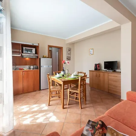 I Tesori Di San Vito Aparthotel *